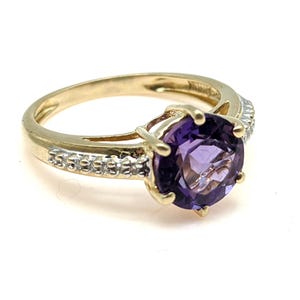 Vintage 14K Gold, Amethyst & Diamond  Solitaire Ring - Size 6