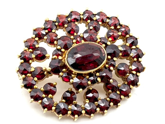 Antique 18K Gold & Rose Cut Bohemian Garnet Brooch - image 3