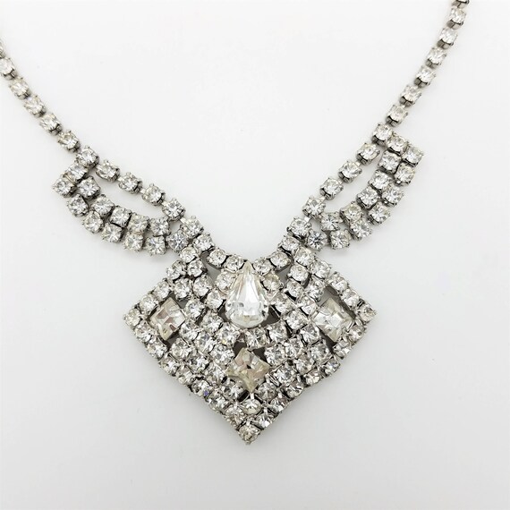 Stunning, Like New, 1950's Vintage Rhinestone Cho… - image 2