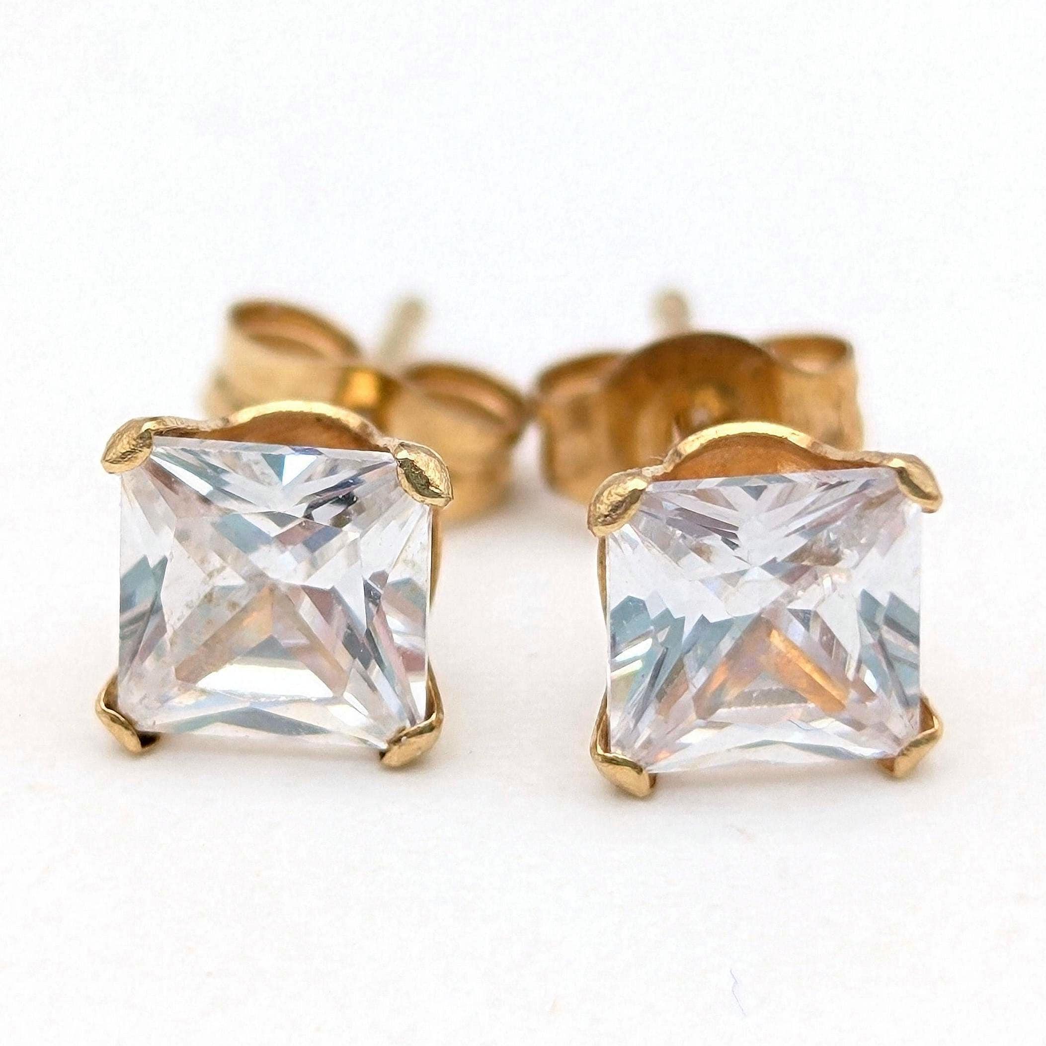 Traumhaft Schön" - Princess-Schliff 0.36 Ct - Juwelier Steiger