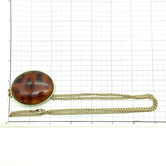 1970's Golden Brown Resin Pendant Necklace - image 6