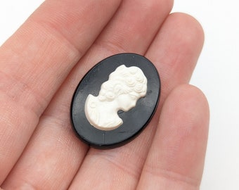 Vintage Black and White Resin Cameo Brooch