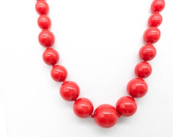 Vintage Graduated Red Lucite Bead Necklace With Integrated Clasp - 25.5"