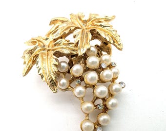 Vintage Gold Tone Faux Pearl & Rhinestone Grape Cluster Brooch - 1.75"