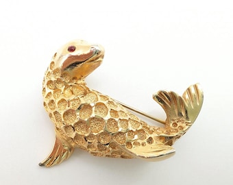 Vintage Signed Coro Gold Tone Seal Brooch - 1.25