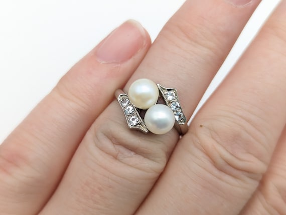 Vintage 10K White Gold Cultured Pearl and CZ Ring… - image 2