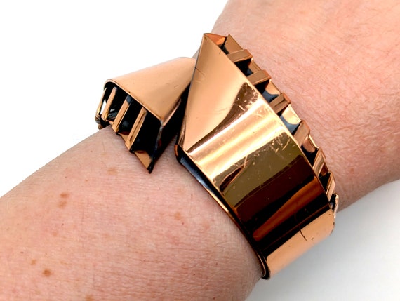 Solid Copper Hinged Bangle Bracelet & Clip Earrin… - image 2