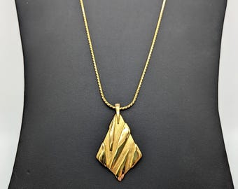 1970s Monet Gold Tone Diamond Shaped Pendant Necklace - 28"