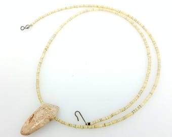 Vintage Mexican Opal Agate Pendant Necklace: Handmade Mother of Pearl Beads