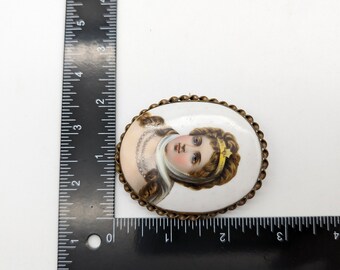 Antique Hand Painted Queen Louise of Prussia Porcelain Cameo