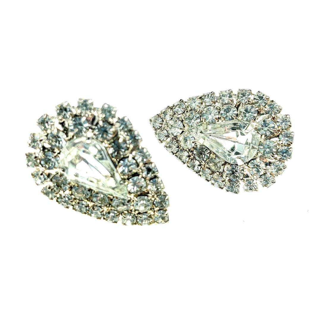 Orecchini pendenti con strass a goccia lucidi da donna