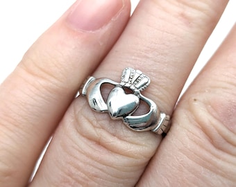 Sterling Silver Claddagh Ring Engraved Love, Loyalty, Friendship - Size 7.75
