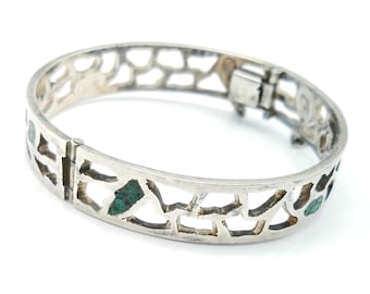 Old Mexico Signed Sterling Silver & Malachite Hinged Bangle With Safety Chain - 28 grams