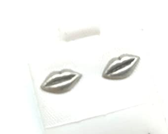 Small  Sterling Silver Lips Stud Earrings