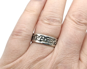 Sterling Silver Abstract Ring Band - Size 9