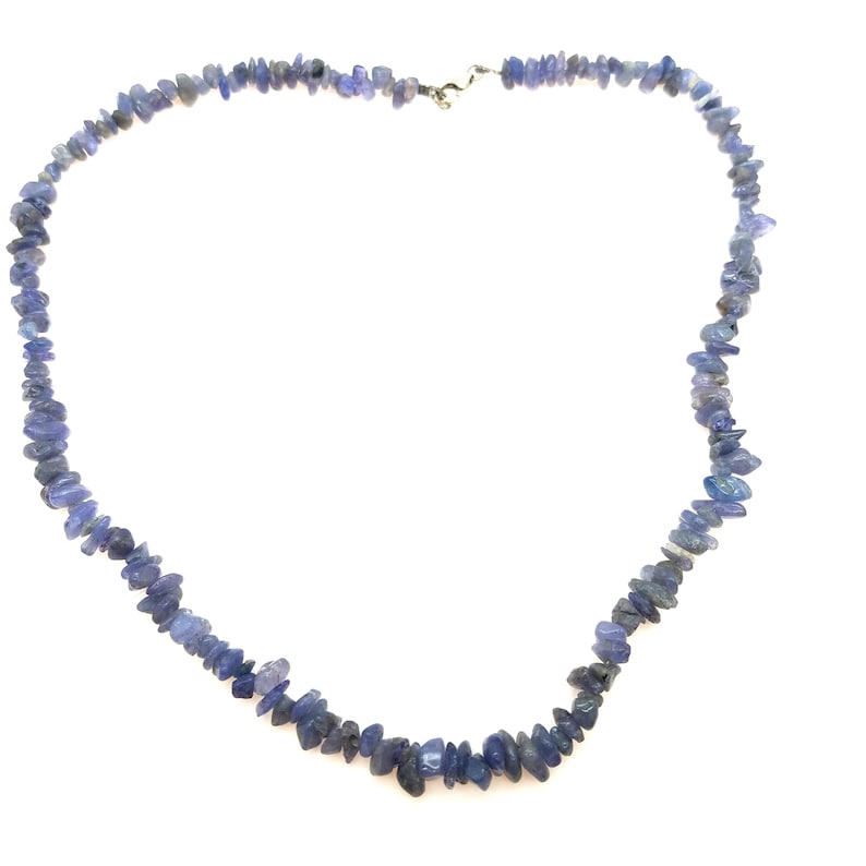 18 Purple Agate Chips Bead Strand Necklace With Sterling Clasp