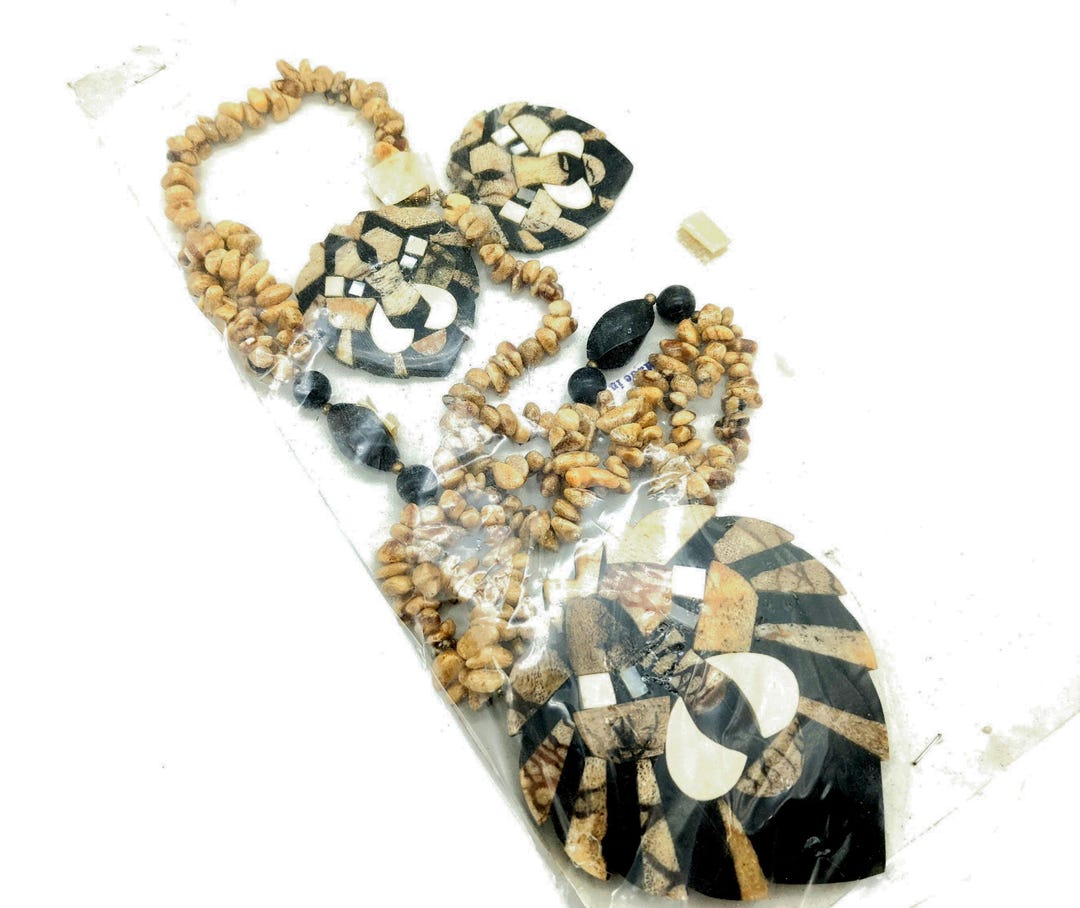 Lion Shell Inlay Lee Sands Lion Head Inlay Necklace & Earring Set - Etsy
