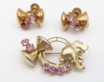 Vintage Pink Rhinestone & Gold Tone Brooch and Screw-Back Earrings Set