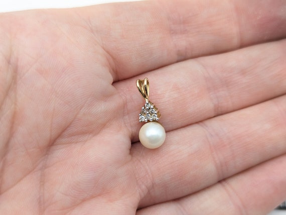14K Gold, Diamond & Cultured Pearl Pendant - image 1