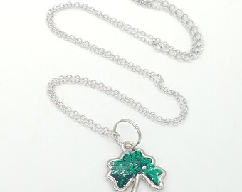 Old Stock Vintage Green Enamel & Silver Tone Shamrock Pendant Necklace - 18-20", Adjustable