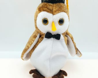 Ty Beanie Baby Wisest the Owl Class of '00 Graduation Plush