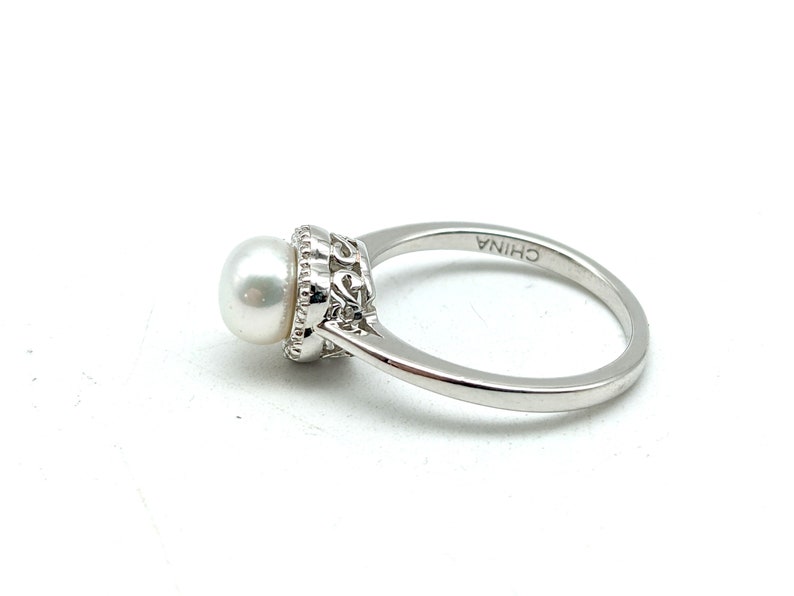 Vintage Sterling Silver /& Cultured Pearl Ring Size 4.75