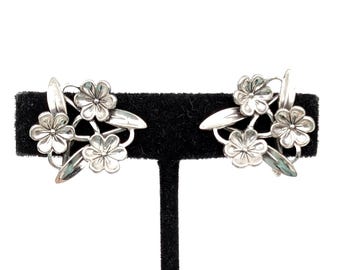 Vintage Sterling Silver Forget Me Not Flower Screw Back Earrings Signed Beau Sterling - 7/8"