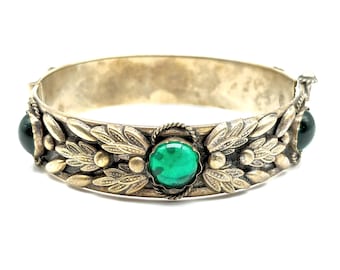 Italian Made 800 Silver & Green Art Glass Leaf Bangle Bracelet - 7.85"