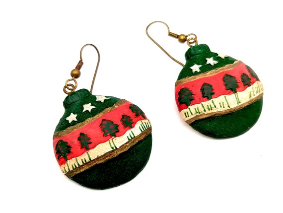 Unique Vintage Resin Holiday Ornament Dangle Earr… - image 3