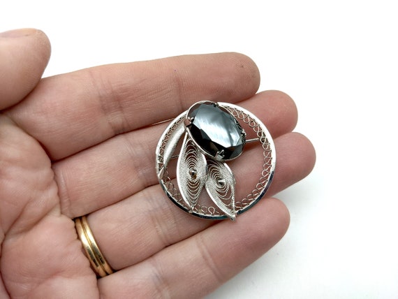 Vintage Sterling Silver & Hematite Floral Circle … - image 2