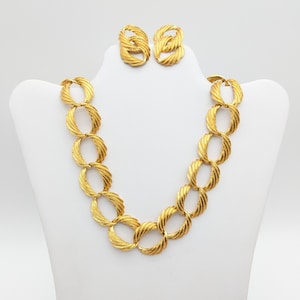 Vintage Napier Textured Link Necklace & Earrings Demi Parure