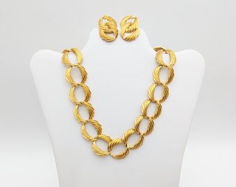 Vintage Napier Textured Link Necklace & Earrings Demi Parure