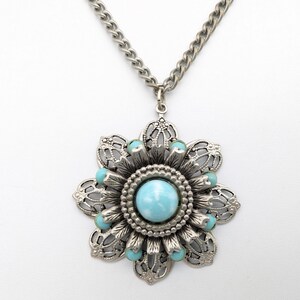 1960s Faux Turquoise Flower Pendant Necklace/Choker - 16"