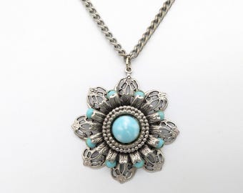 1960s Faux Turquoise Flower Pendant Necklace/Choker - 16"