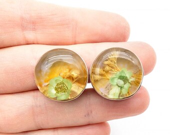 Sterling Silver & Lucite Genuine Flower Clip On Earrings, Old Mexico - 7/8"
