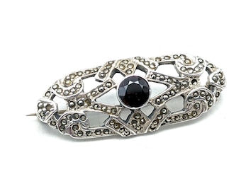 Fine Brooches & Pins