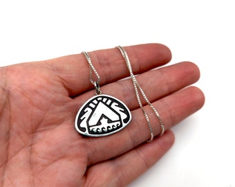 Vintage Native Design Sterling Silver Pendant Necklace - 18"