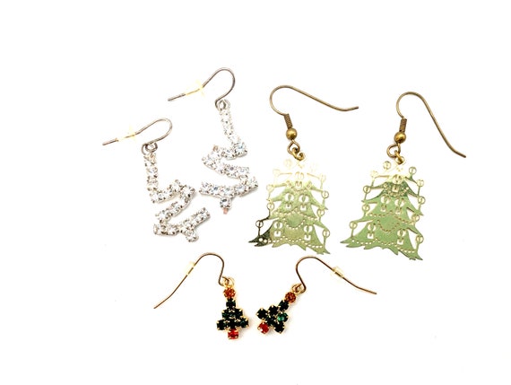 3 pairs of Vintage Christmas Tree Dangle Earrings - image 3