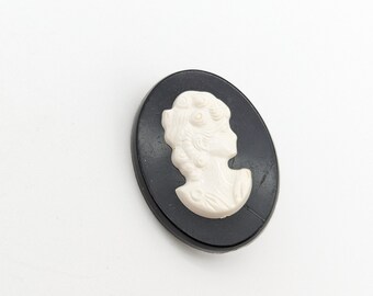 Vintage Black and White Resin Cameo Brooch
