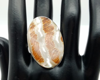 Stunning Orange & Mother of Pearl Shell Ring in Sterling Silver Size - 7.25