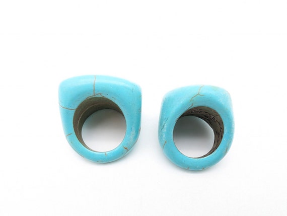 Choice of Carved Turquoise Blue Howlite Chunky St… - image 5