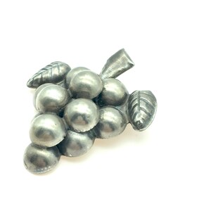 Dainty Vintage Mexico Sterling Silver Grapes & Leaf Brooch image 3