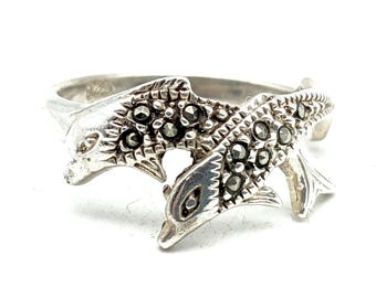 Vintage Sterling Silver & Marcasite Dolphins Ring - Size 6