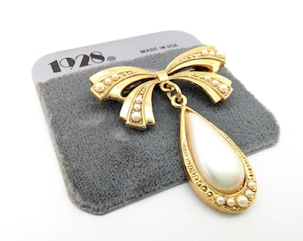 Old Stock Signed 1928 Gold-Tone & Faux Pearl Bow Dangle Brooch