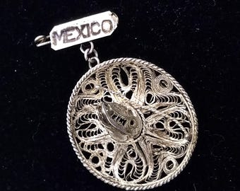Spun Silver Mexico Mini Sombrero Hat Souvenir Brooch or Pendant