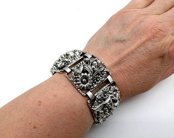Vintage Sarah Coventry Repose Silver Tone Floral Panel Bracelet - 7.5"