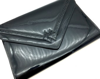 Vintage 1960's Patent Leather Vinyl Envelope Clutch