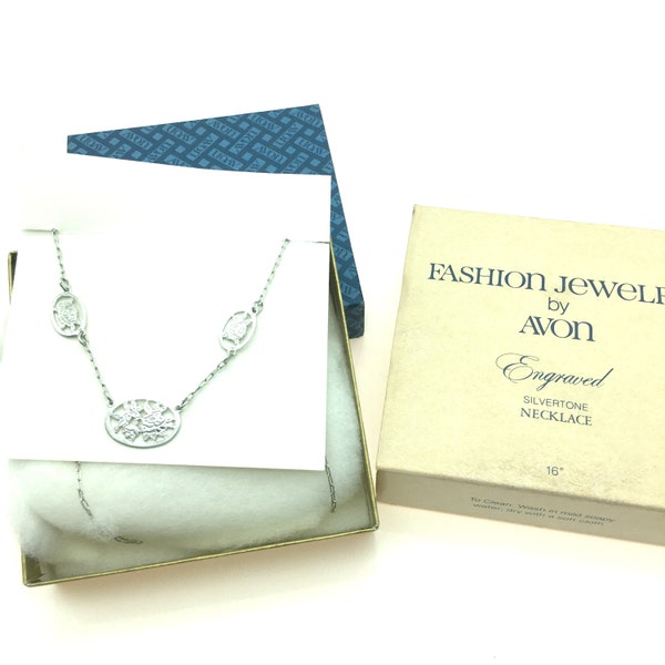 1981 Avon "Engraved" Floral Silver Tone Chain Necklace, New Condition in Original Box - 16"