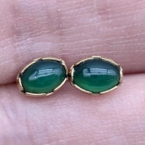 Vintage 14K Gold & Imperial Green Jadeite Oval Stud Earrings