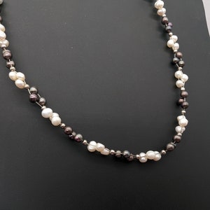 Vintage White & Black Peacock Cultured Pearl and Sterling Silver Necklace - 18&quot;